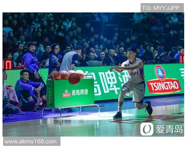 足球明星队比赛精彩瞬间盘点与回顾分析